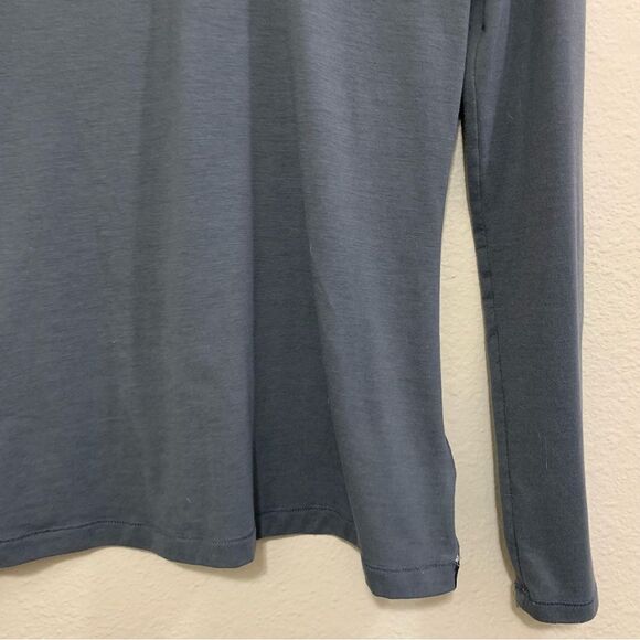 MOUNTAIN HARDWEAR Top Women’s S/P Blue V-Neck Long Sleeve Stretch Base Layer. - Picture 4 of 11